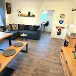 Frankes Mit Garten, 6 Einzelbetten, Parkplatz *