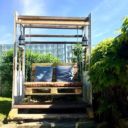 Frankes Mit Garten, 6 Einzelbetten, Parkplatz إسن