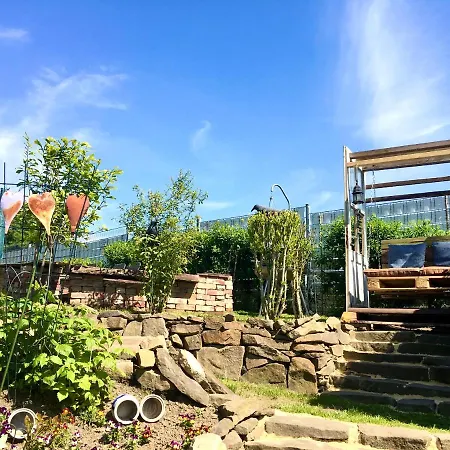 Frankes Mit Garten Und Pool, 6 Einzelbetten, Parkplatz * אסן