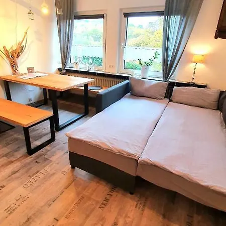 Frankes Mit Garten Und Pool, 6 Einzelbetten, Parkplatz Apartamento *