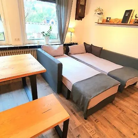 Frankes Mit Garten, 6 Einzelbetten, Parkplatz Apartment *