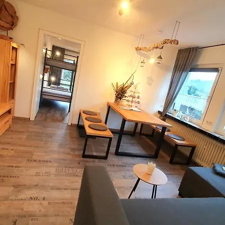 Frankes Mit Garten, 6 Einzelbetten, Parkplatz *