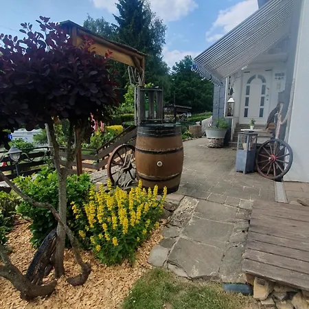 Frankes Mit Garten Und Pool, 6 Einzelbetten, Parkplatz דירה אסן