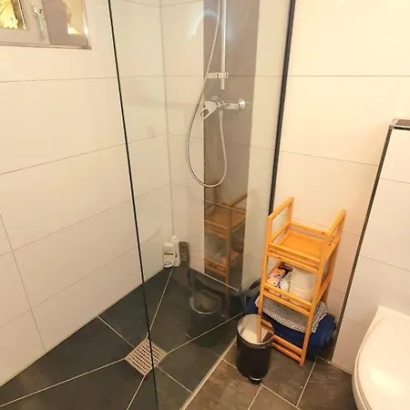 アパート Frankes Mit Garten, 6 Einzelbetten, Parkplatz *