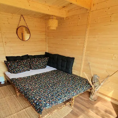FRANKES LODGE Apartment mit Garten und Pool