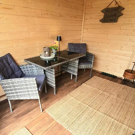 Frankes Mit Garten, 6 Einzelbetten, Parkplatz アパート *