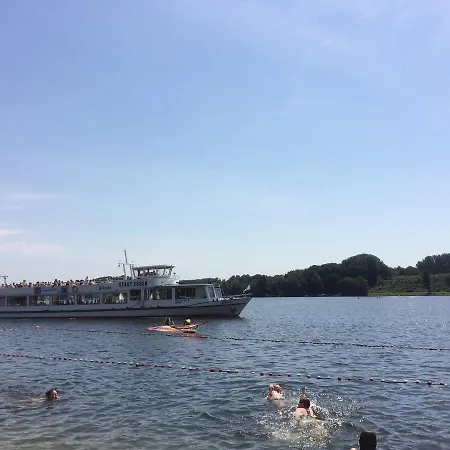 דירה Frankes Mit Garten Und Pool, 6 Einzelbetten, Parkplatz *