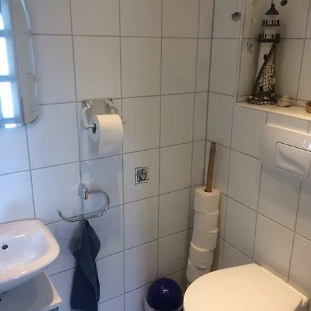 Frankes Mit Garten, 6 Einzelbetten, Parkplatz *