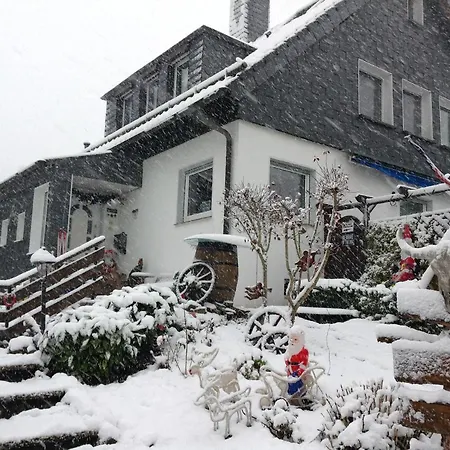 Frankes Mit Garten, 6 Einzelbetten, Parkplatz *