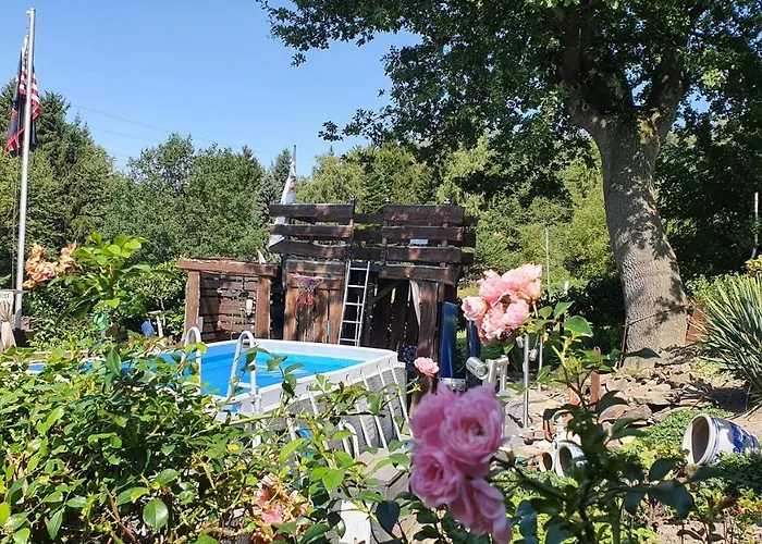 شقة Frankes Lodge Apartment Mit Garten, 6 Einzelbetten, Parkplatz إسن