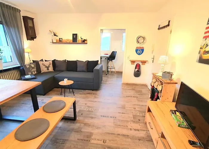 FRANKES LODGE Apartment mit Garten und Pool *