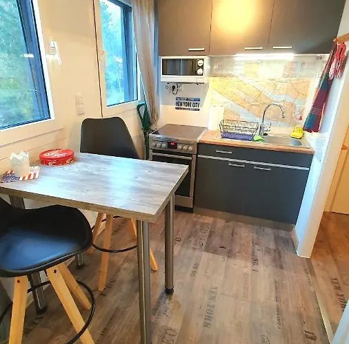 FRANKES LODGE Apartment mit Garten und Pool Essen