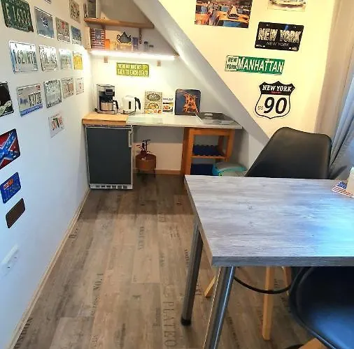 Frankes Lodge Apartment Mit Garten, 6 Einzelbetten, Parkplatz *