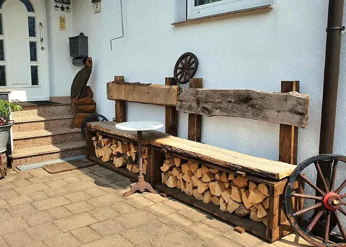 Frankes Mit Garten Und Pool, 6 Einzelbetten, Parkplatz