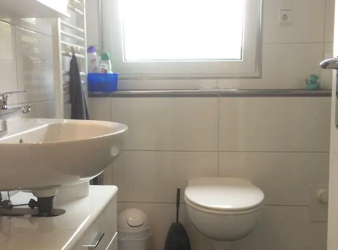 דירה Frankes Mit Garten Und Pool, 6 Einzelbetten, Parkplatz *