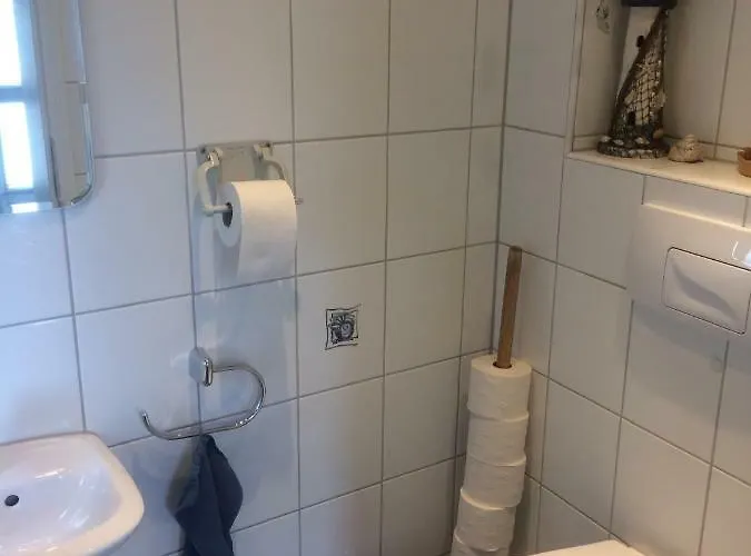 FRANKES LODGE Apartment mit Garten und Pool *